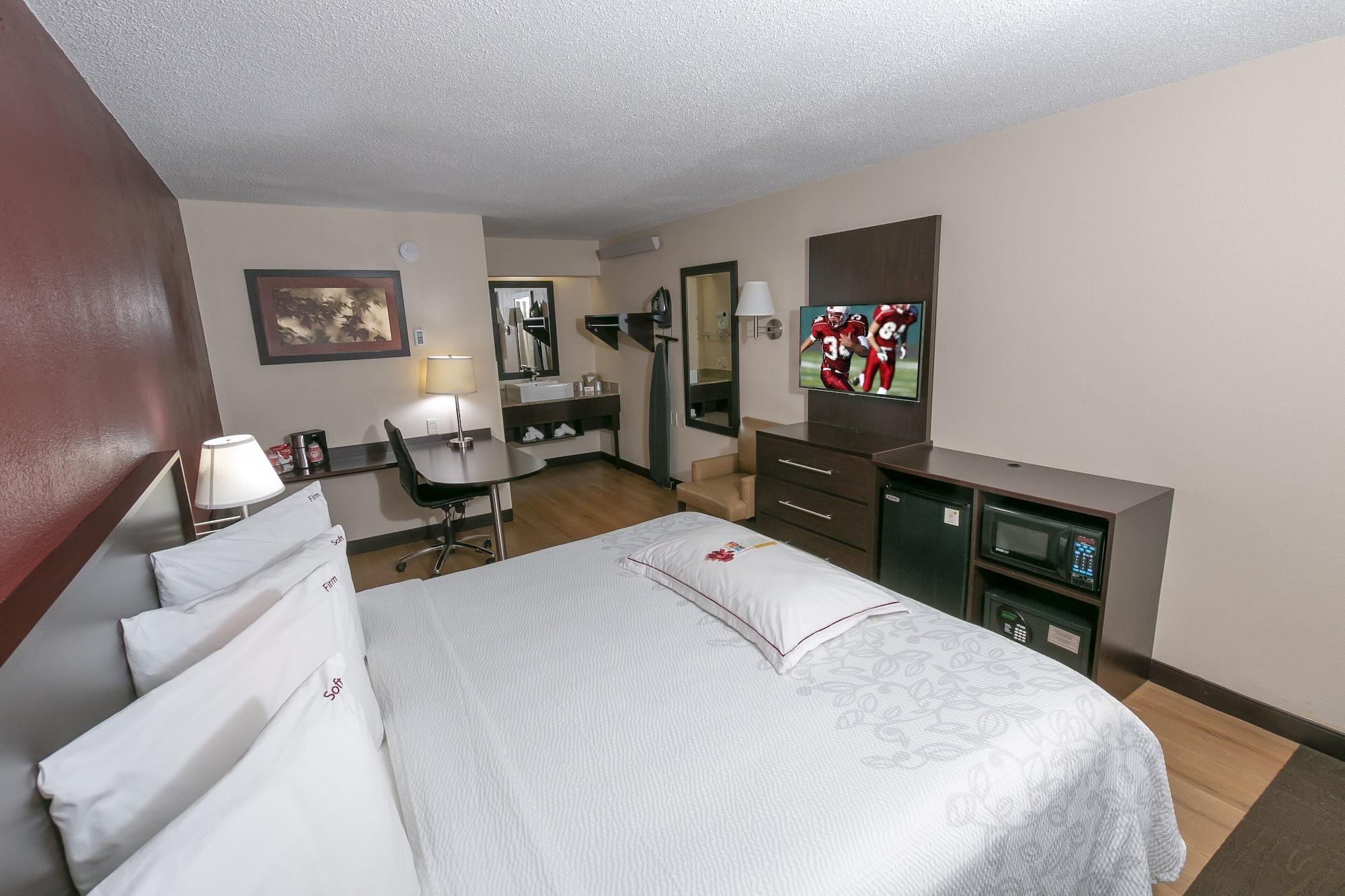 Red Roof Inn Plus+ Wilmington - Newark Christiana Eksteriør billede