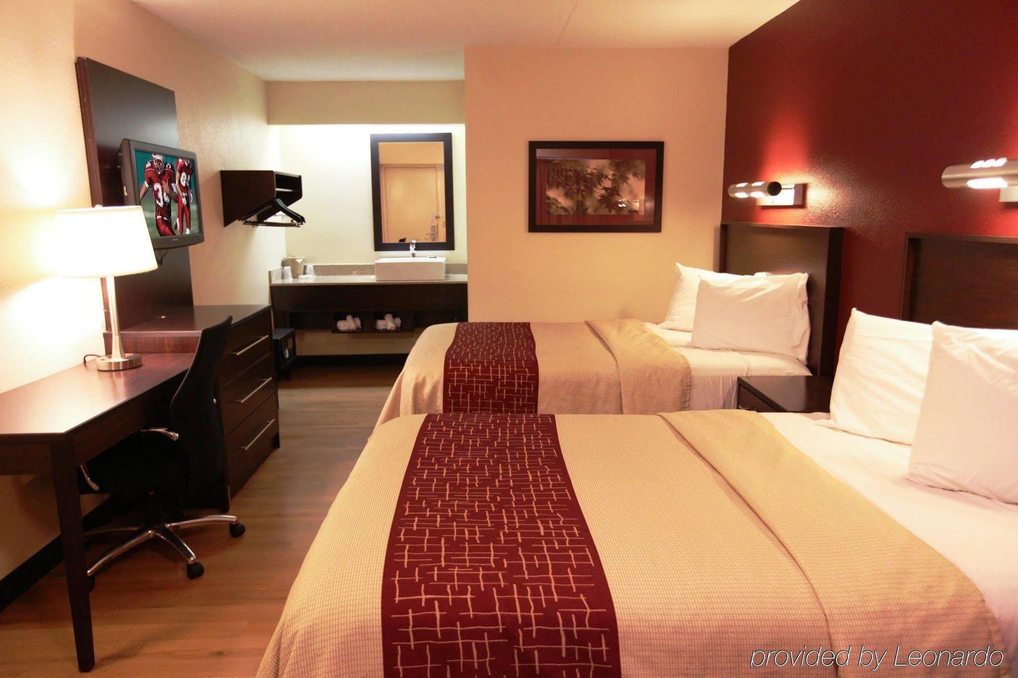 Red Roof Inn Plus+ Wilmington - Newark Christiana Eksteriør billede
